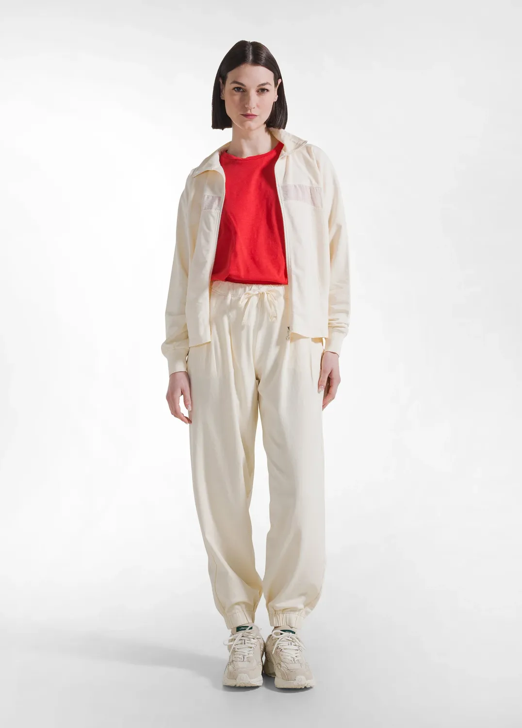 Crinkled-Effect Pleated Joggers With Viscose Detail