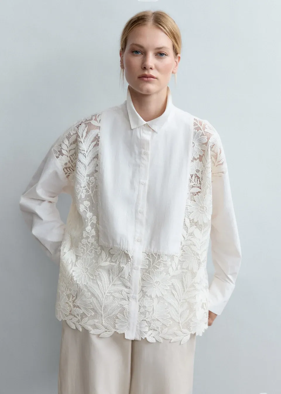 Blouse With Wide Sleeves and Organic Embroidery