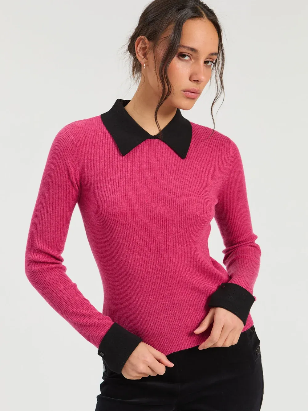 Ribbed Jersey Black Neck Sweater