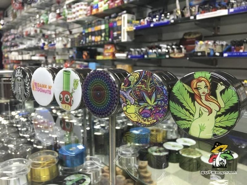 Premium Herb Grinders Premium Herb Grinders