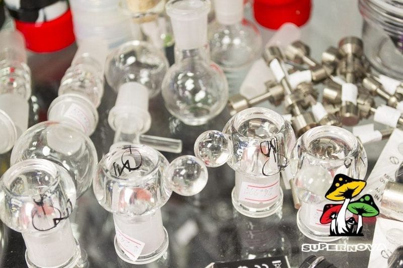 Dabbing Glassware Dabbing Glassware