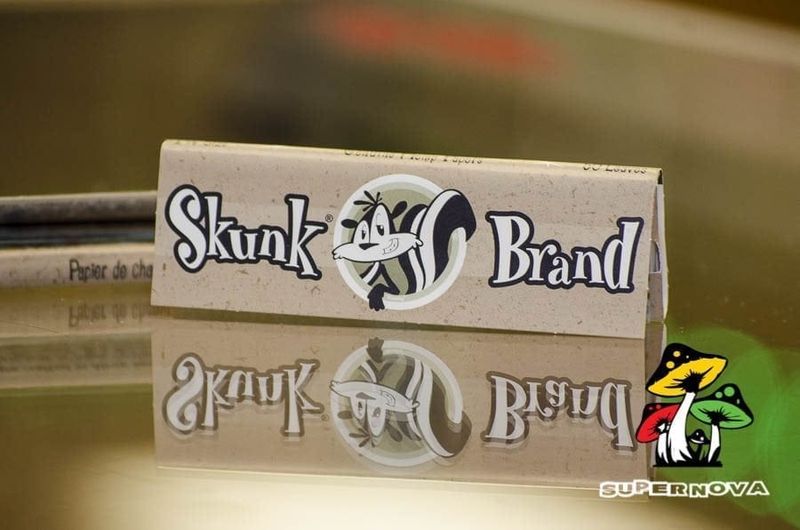 Skunk Brand Rolling Papers