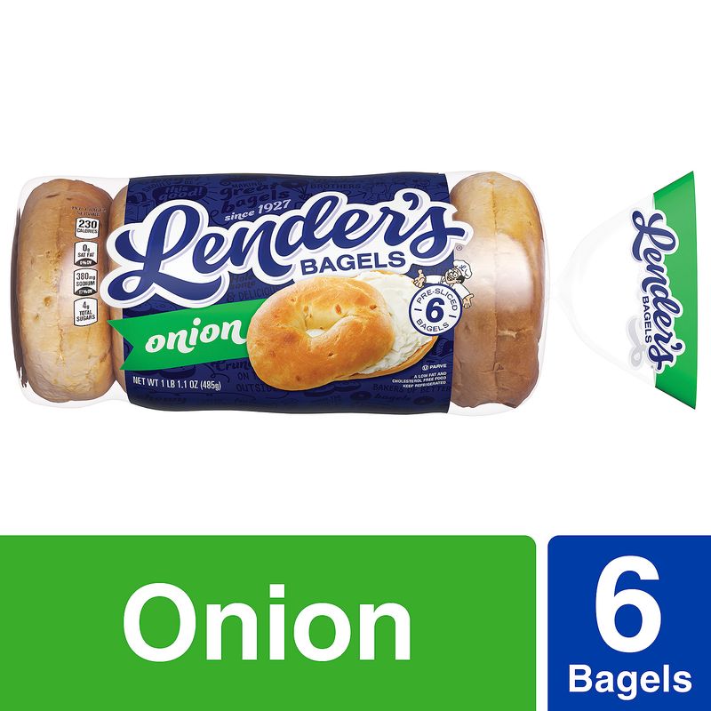 Lender&#39;s Refrigerated Pre-Sliced Onion Bagel, 6 Bagels per Bag, 17.1 oz