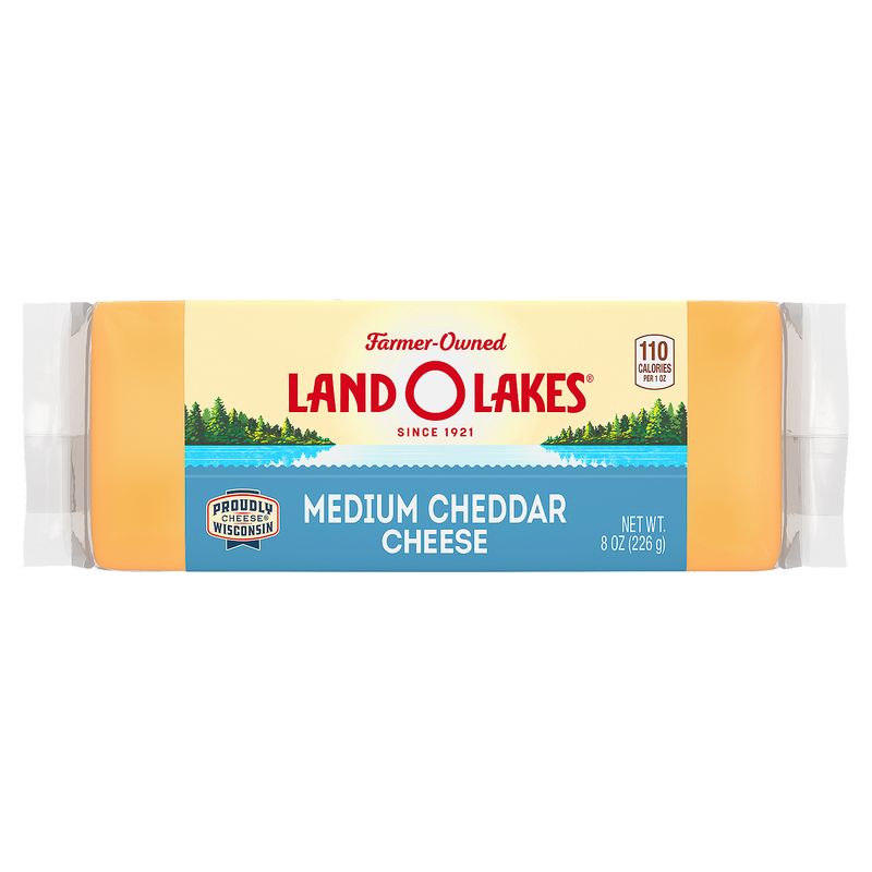 Land O Lakes Medium Cheddar Cheese, 8 oz