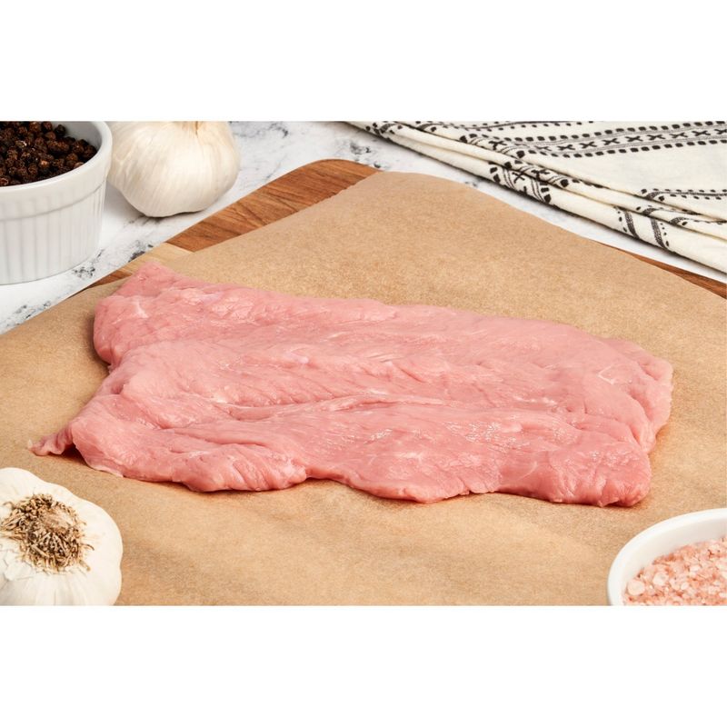 Crème De Veau Veal Round Cutlets For Scallopini, Boneless, Average Weight 1 lb Pack