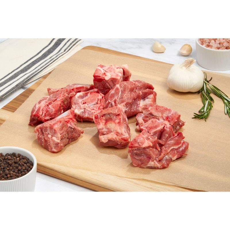 Fresh Pork Neck Bones, Average Weight 1 lb Pack