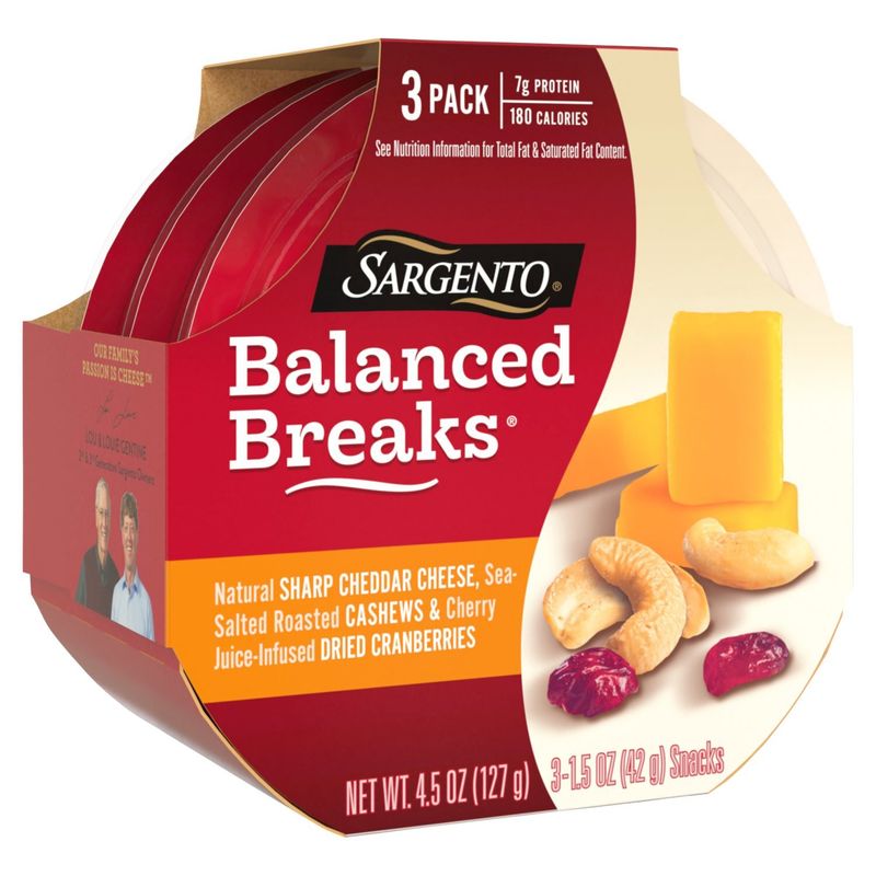 Sargento Balanced Breaks Sharp Cheddar Cheese, Cashews &amp; Dried Cranberries Snacks, 1.5 oz, 3 count