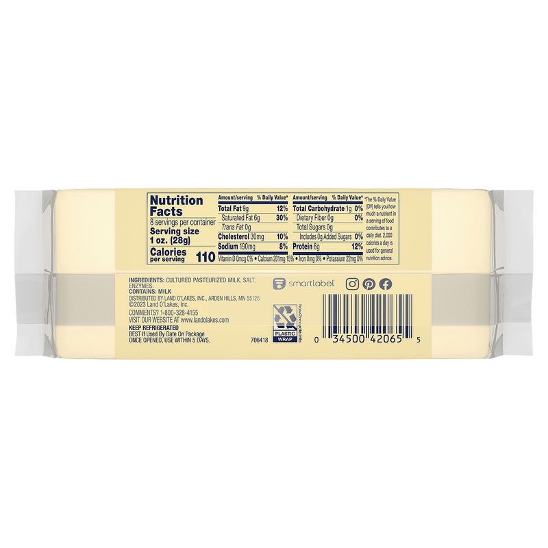 Land O Lakes Extra Sharp White Cheddar Cheese, 8 oz