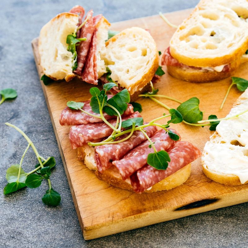 Applegate Naturals Uncured Genoa Salami, 4 oz