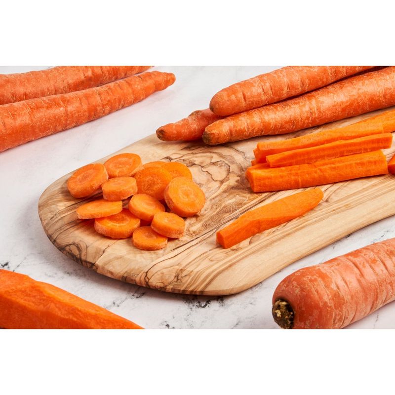 Fresh Carrots, 2 lb bag