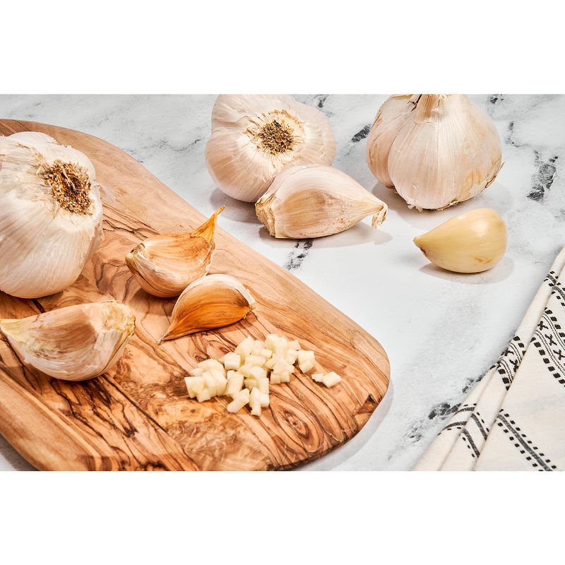 Fresh Elephant Garlic, each