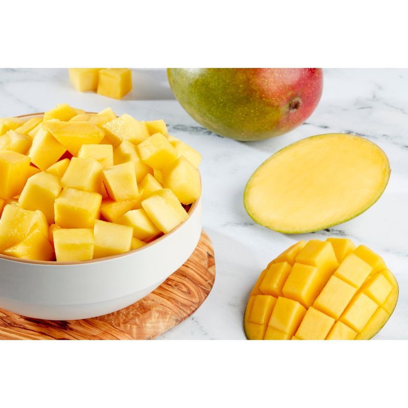 Fresh Mango, each
