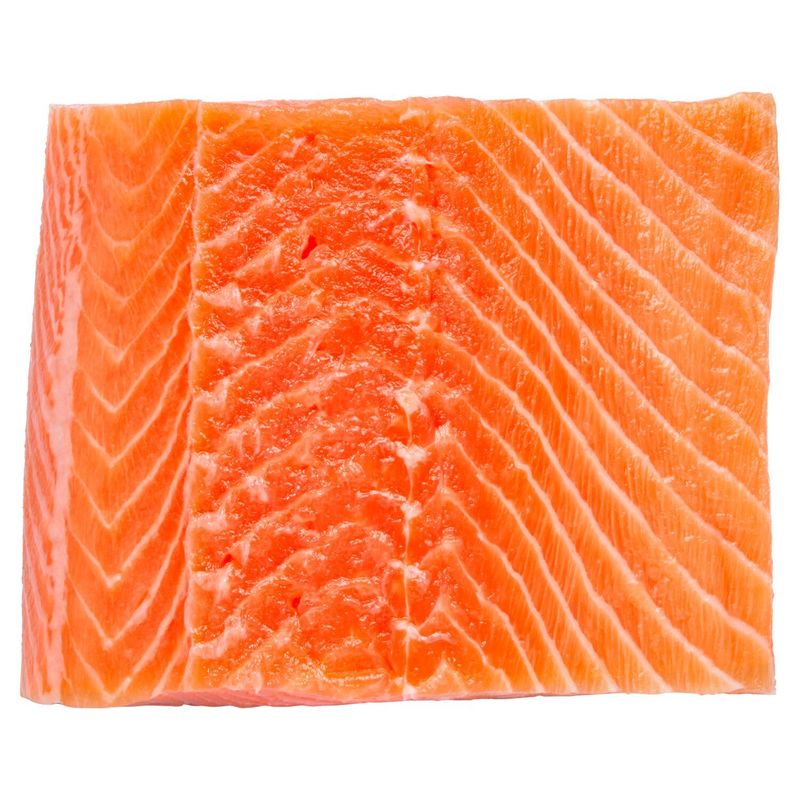 Fresh Norwegian Salmon Fillet, Antibiotic Free, Non-GMO