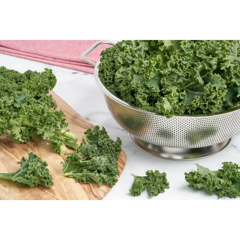 Fresh Kale Greens, bunch