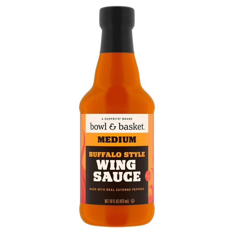 Bowl &amp; Basket Medium Buffalo Style Wing Sauce, 16 fl oz