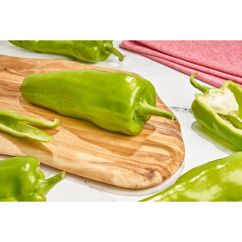Fresh Cubanelle Pepper