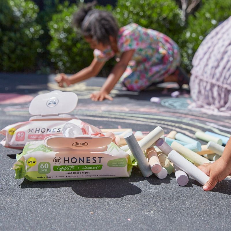 Honest Nourish + Cleanse Sweet Almond Plant-Based Wipes, 60 count