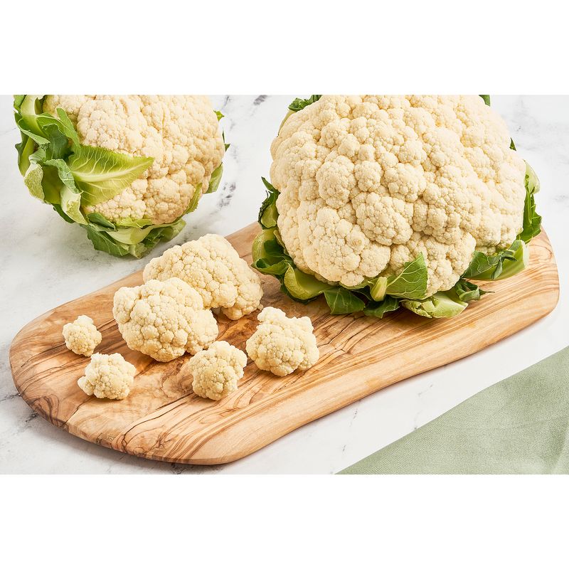 Fresh Organic Cauliflower, each