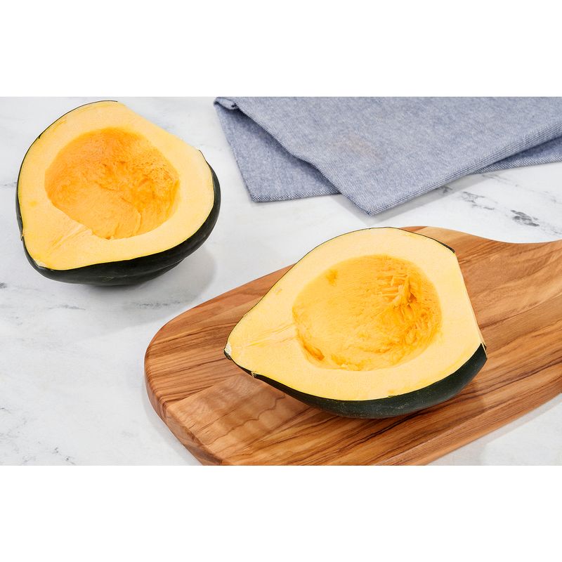 Fresh Acorn Squash Halves