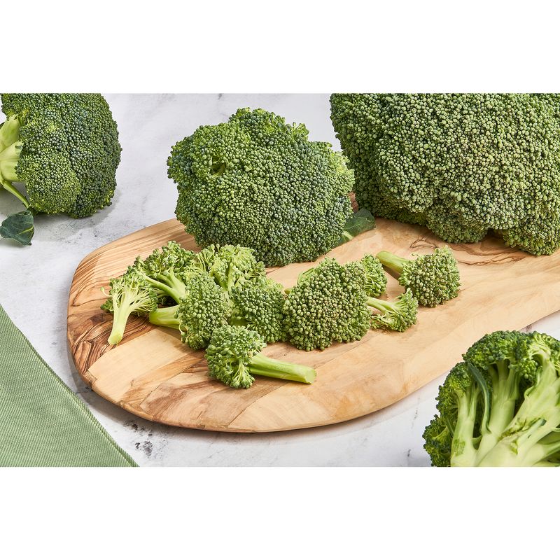 Fresh Organic Broccoli, each