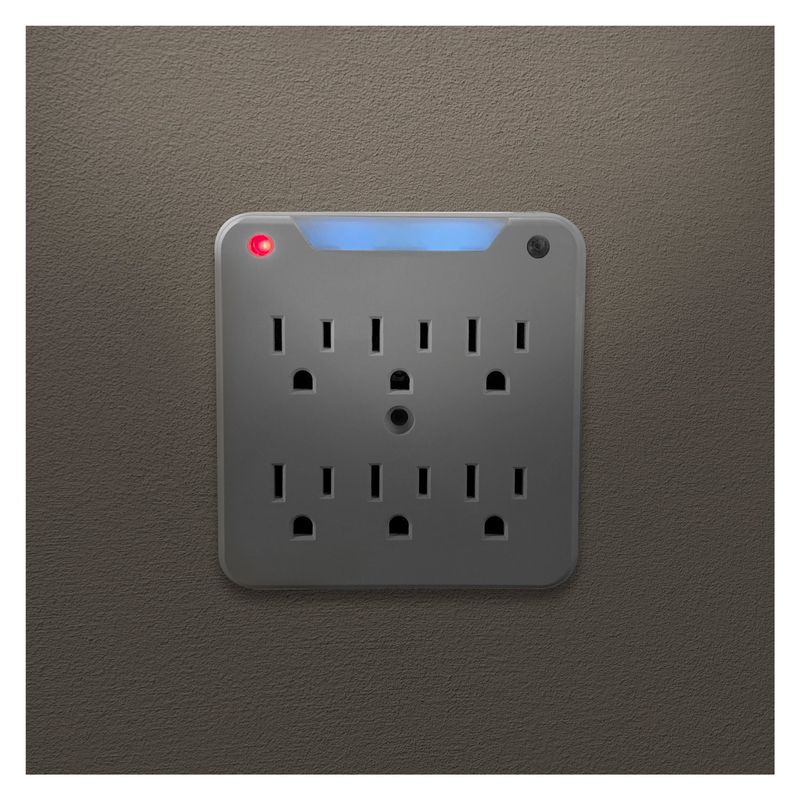 Stanley Surgepro 6 NT Surge-Protected Adapter with Night Light
