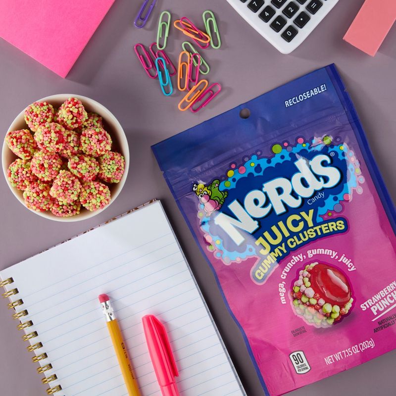 Nerds Strawberry Punch Juicy Gummy Clusters Candy, 7.15 oz