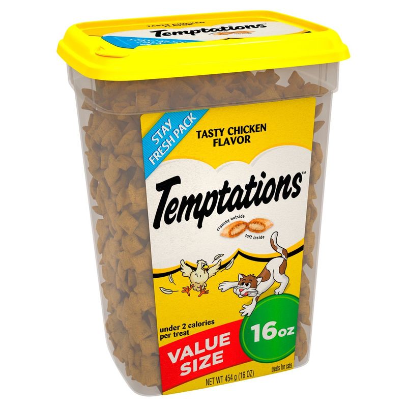 TEMPTATIONS Classic Crunchy and Soft Cat Treats Tasty Chicken Flavor, 16 oz. Tub