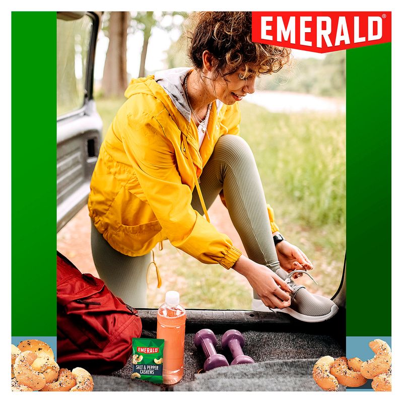 Emerald 100 Calorie Packs Salt &amp; Pepper Cashews, 0.62 oz, 7 count