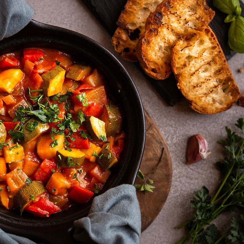 Hunt's Stewed Tomatoes With Basil, Garlic &amp; Oregano, 14.5 oz.