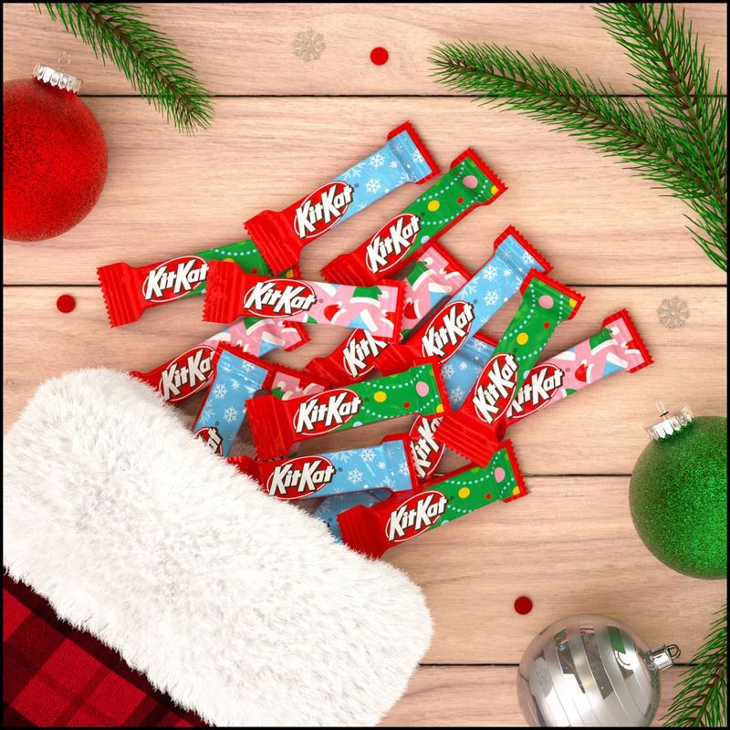 KitKat Miniatures Crisp Wafers in Milk Chocolate, 9.6 oz