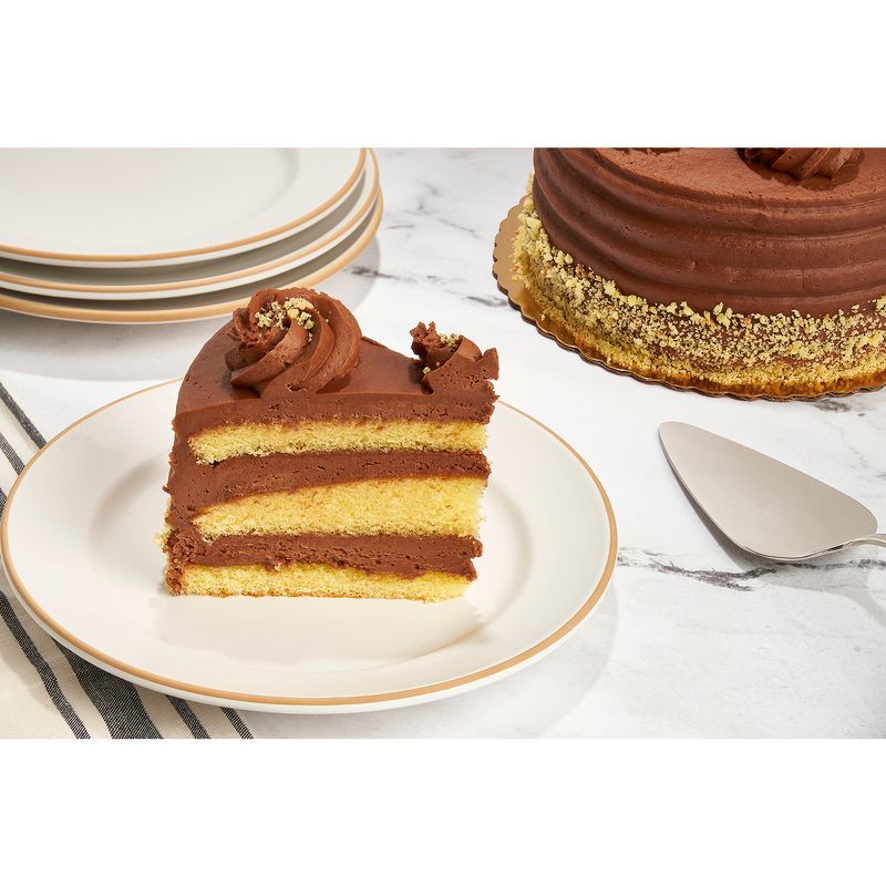 Store Made 7 Inch Cake - Yellow Layer With Chocolate