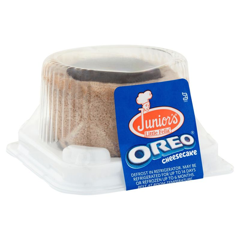 Junior's Little Fella Oreo Cheesecake, 4 oz