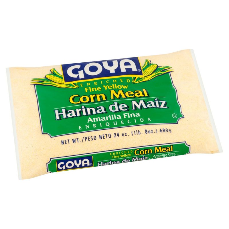 Goya Enriched Fine Yellow Corn Meal, 24 oz