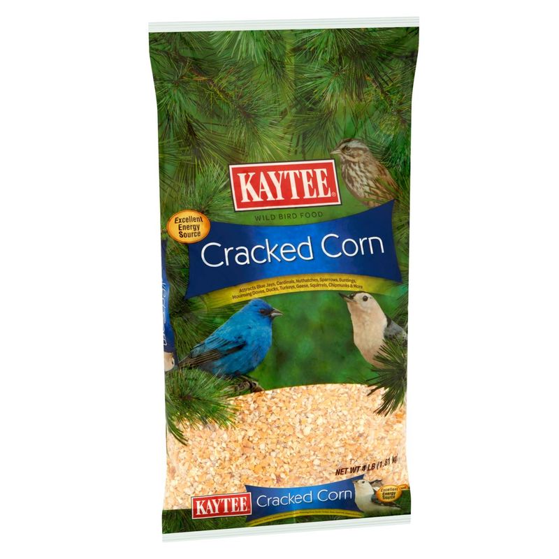 Kaytee Cracked Corn Wild Bird Food, 4 lb