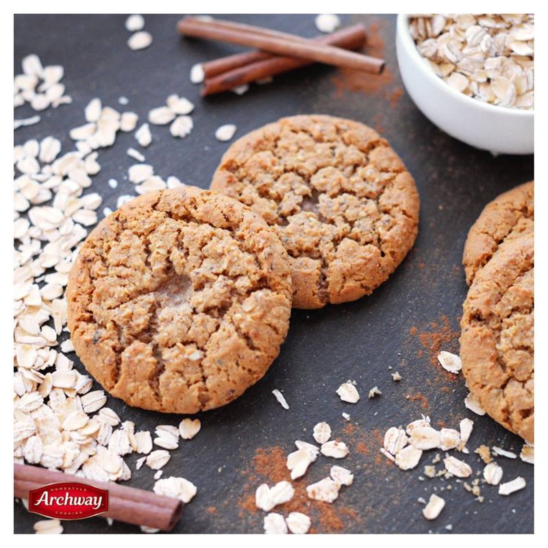 Archway Classics Homestyle Soft Oatmeal Cookies, 9.5 oz