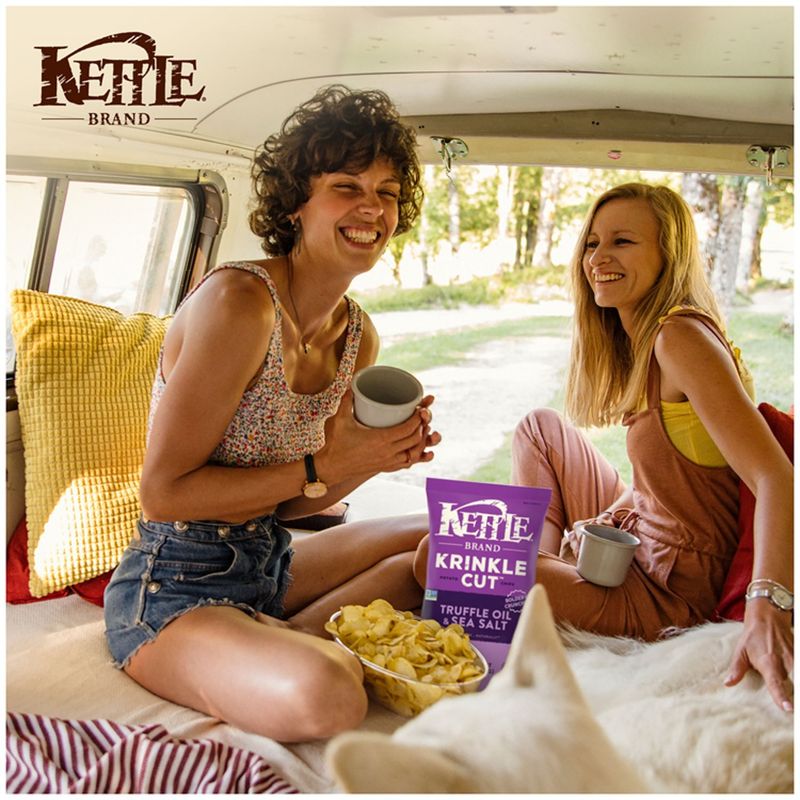 Kettle Brand Krinkle Cut Truffle Oil &amp; Sea Salt Potato Chips, 7.5 oz