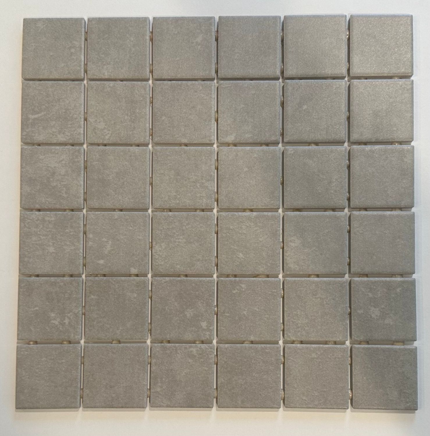 Almosa Gray