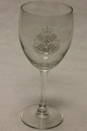 Bottles &amp; Mugs, Type: Regimental Wine Glass