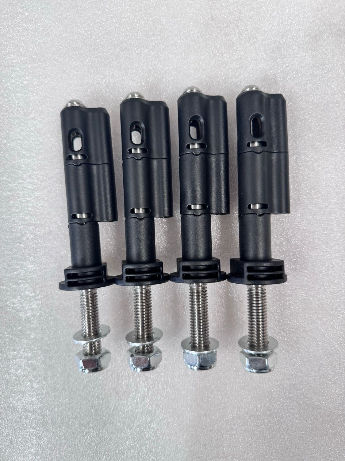 Maxtrax Pins