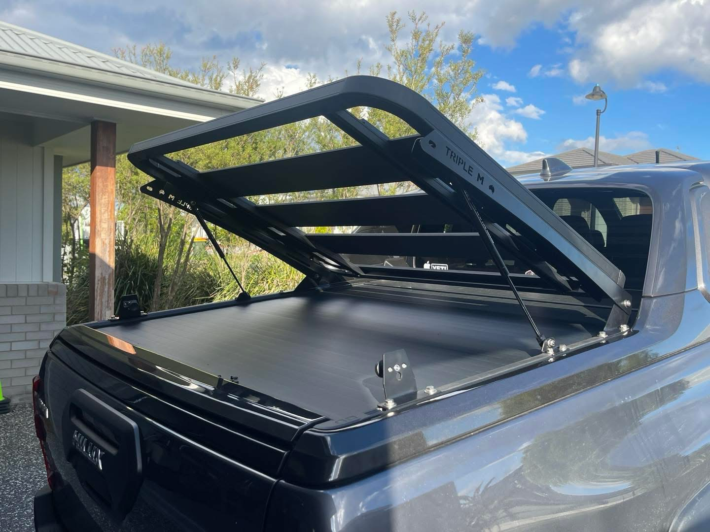 Rogue Triple M Gas Strut Rack