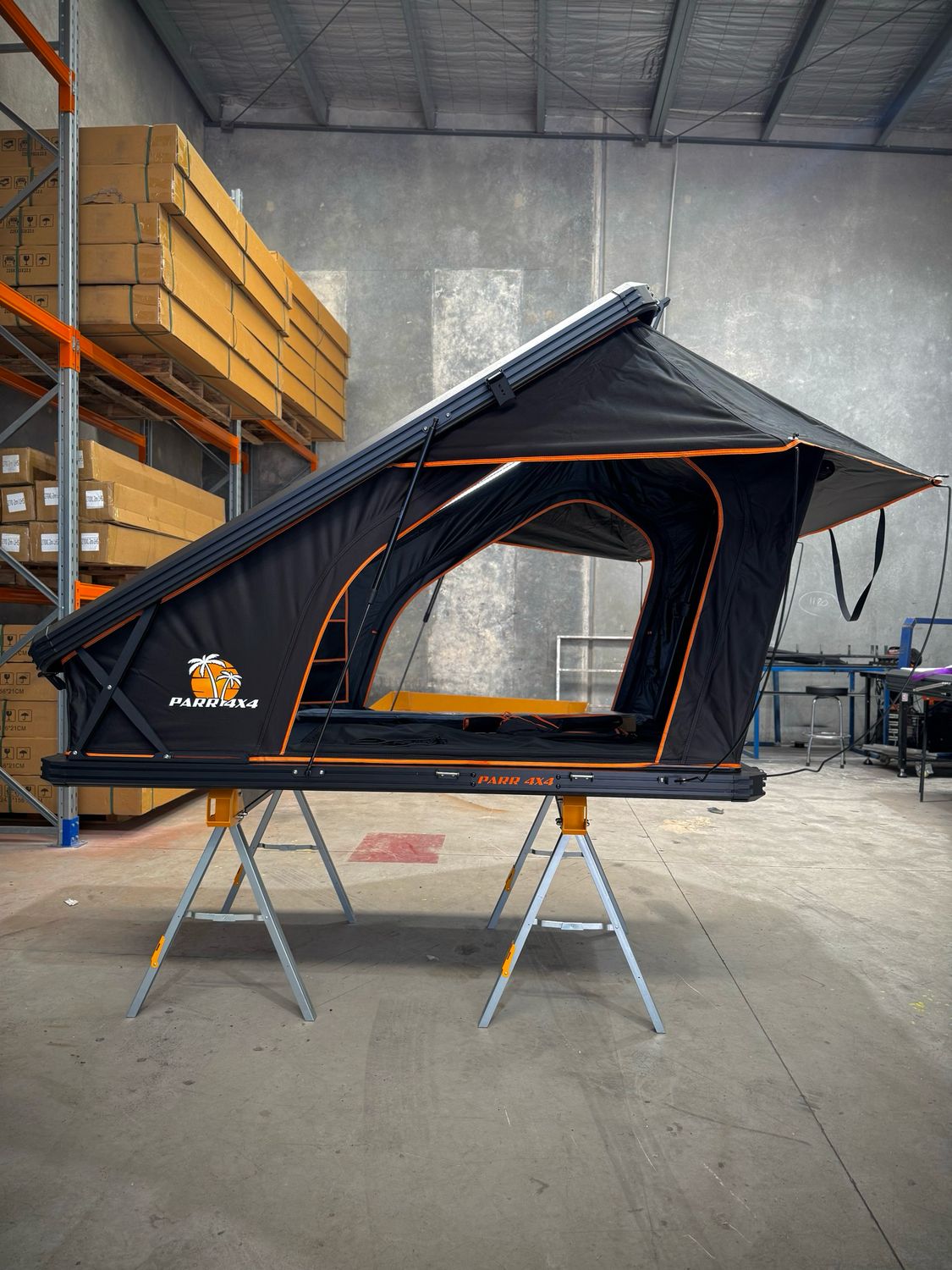 Palace X Hinge Rooftop Tent 1.3 DUE MAY Palace X Hinge Rooftop Tent 1.3 DUE MAY