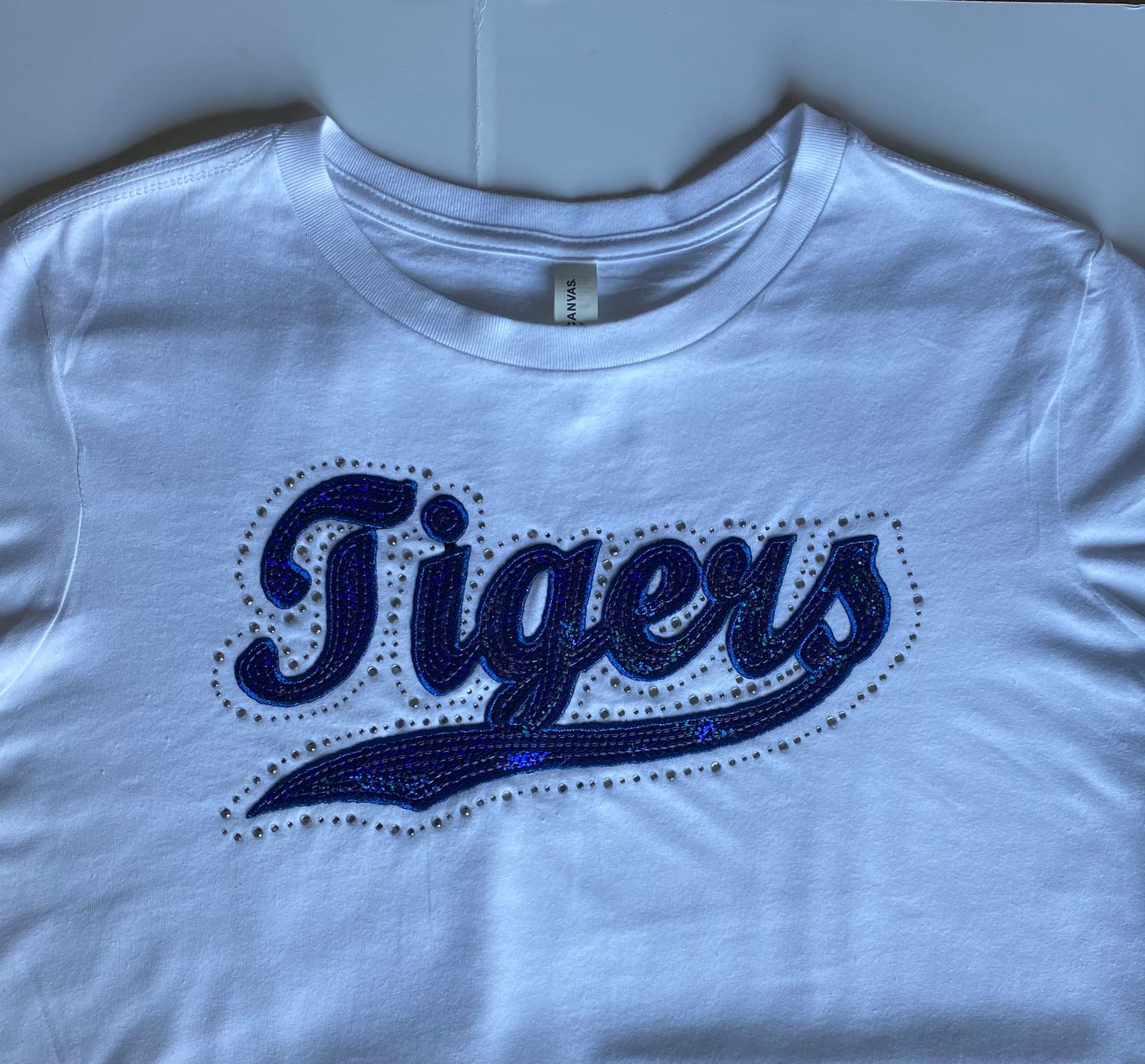 T-shirt Tiger in Sequins