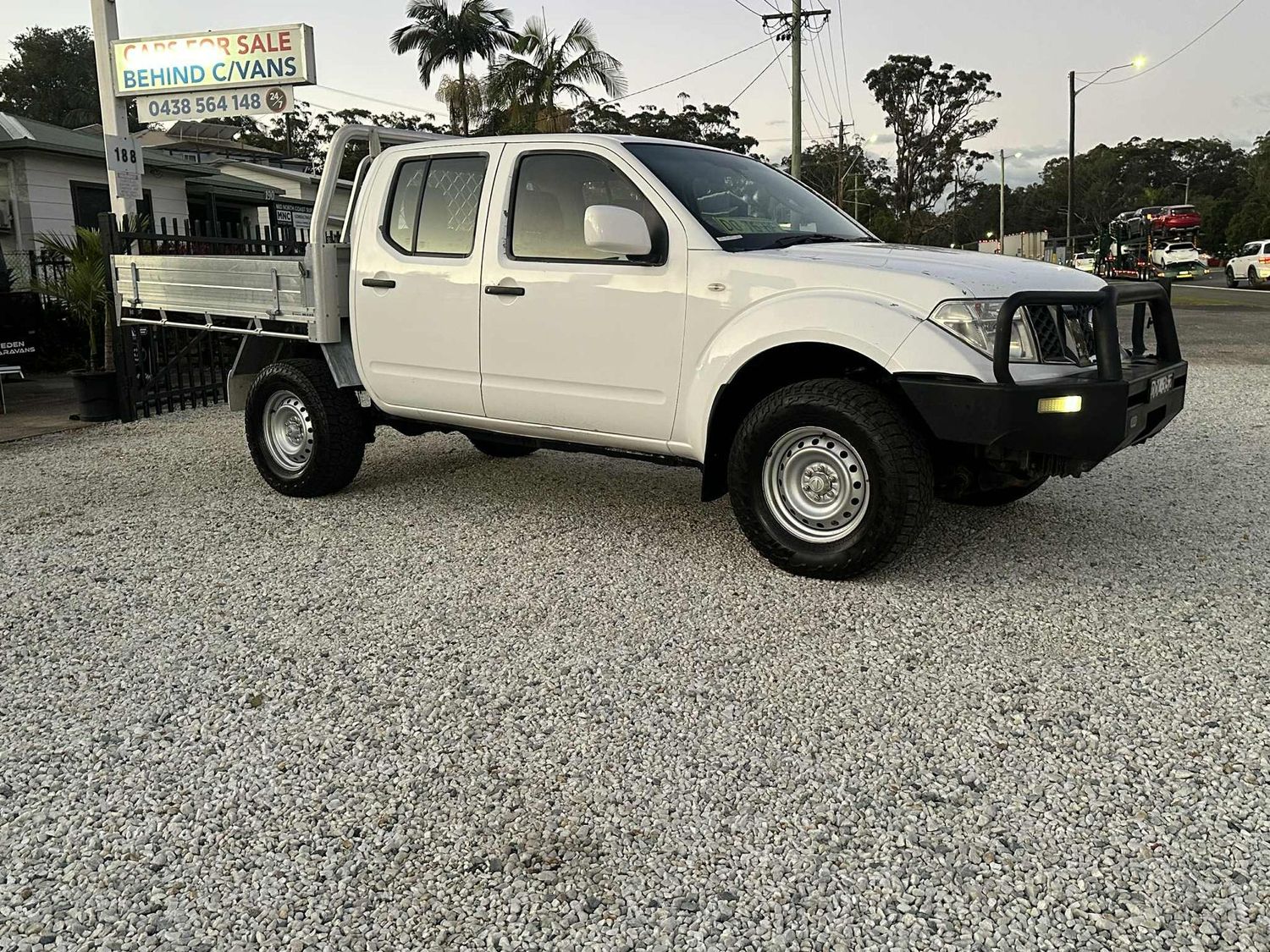 2012 NISSAN NAVARA ST