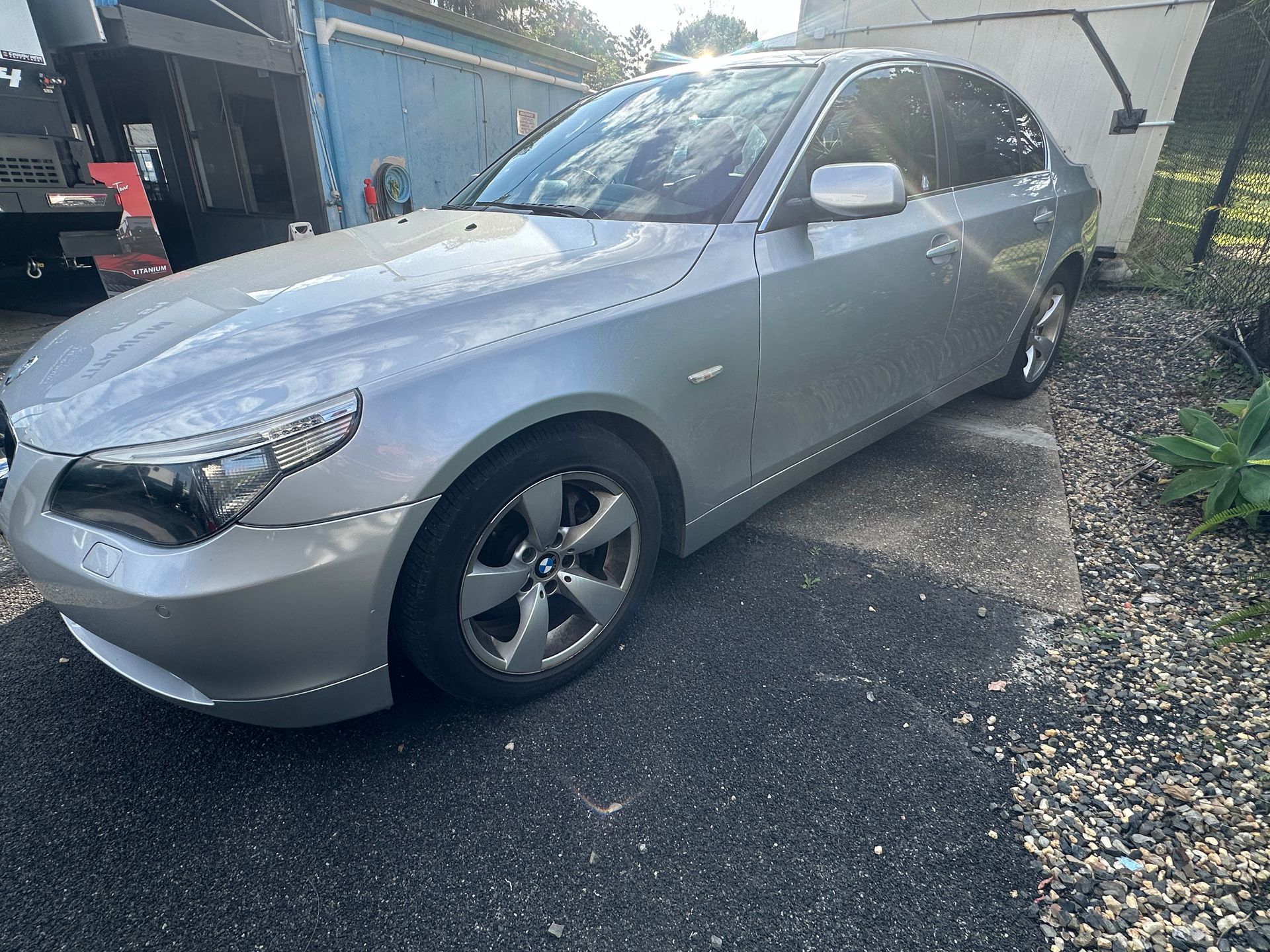 BMW 530i 3.0 Ltre Efi