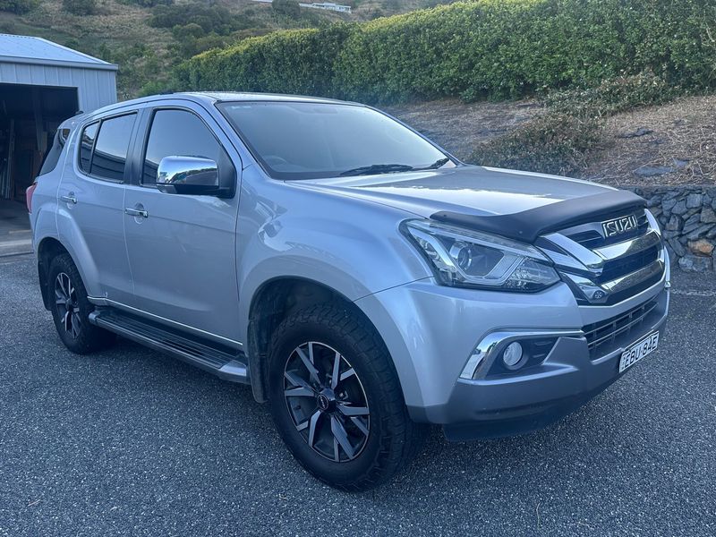 ISUZU MUX   LSU   4X4