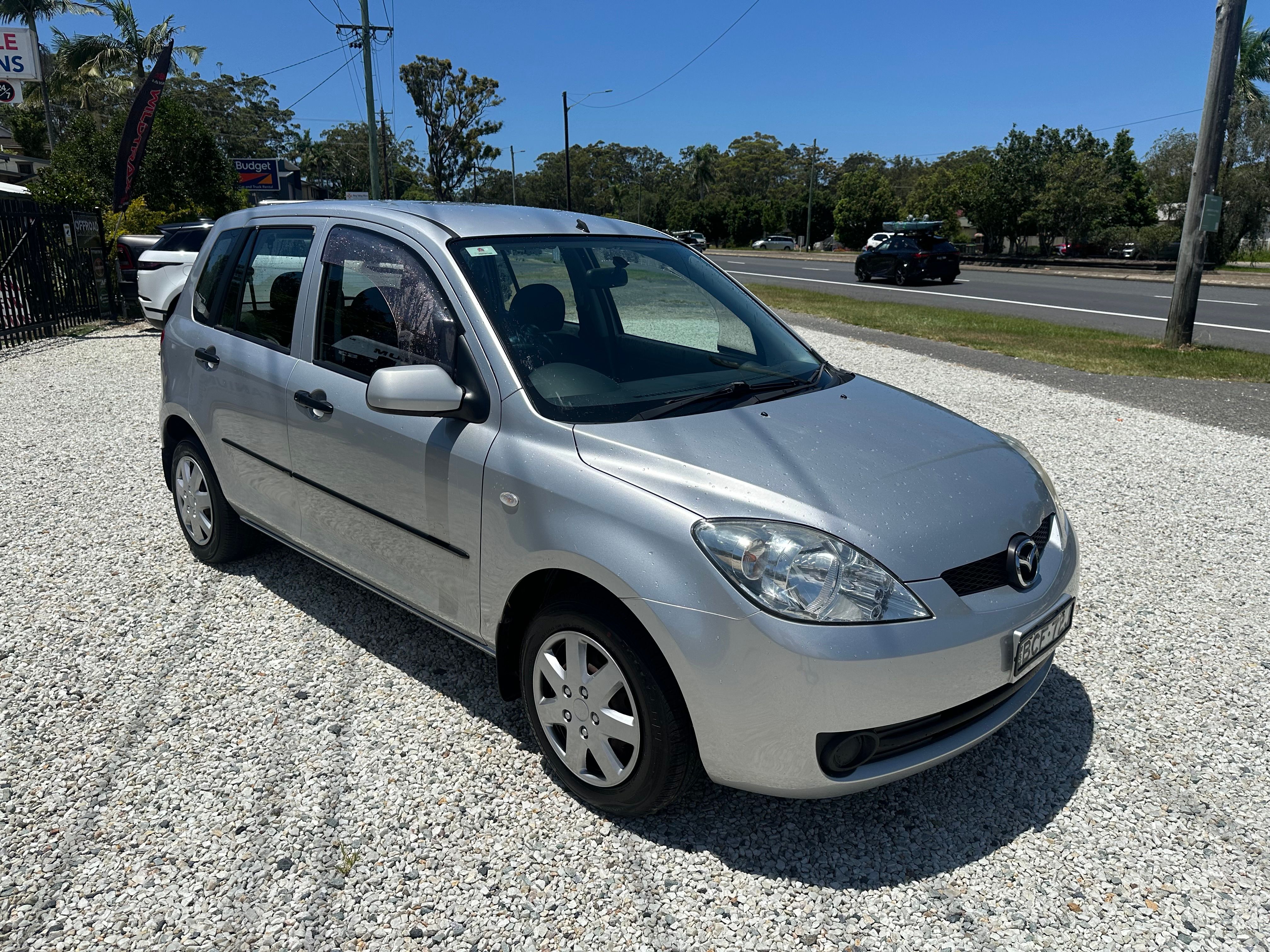 MAZDA 2 NEO 5 DOOR DONE 75,000Klms