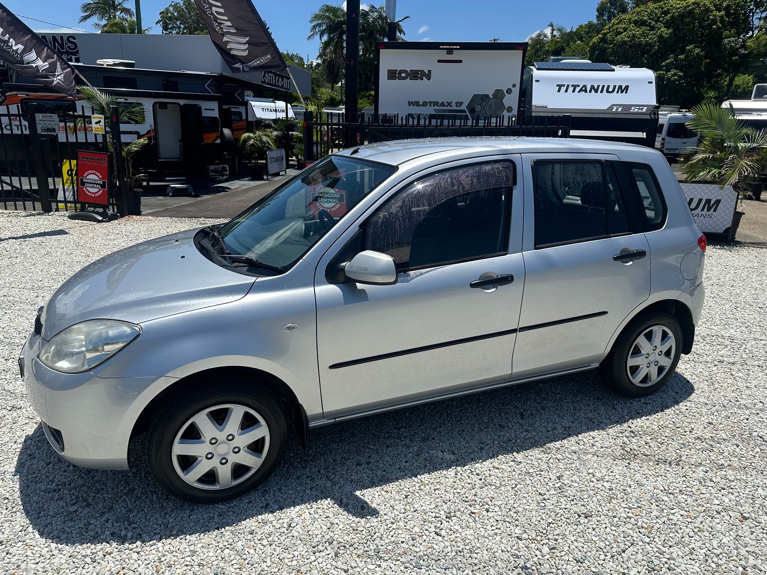 MAZDA 2 NEO 5 DOOR DONE 75,000Klms