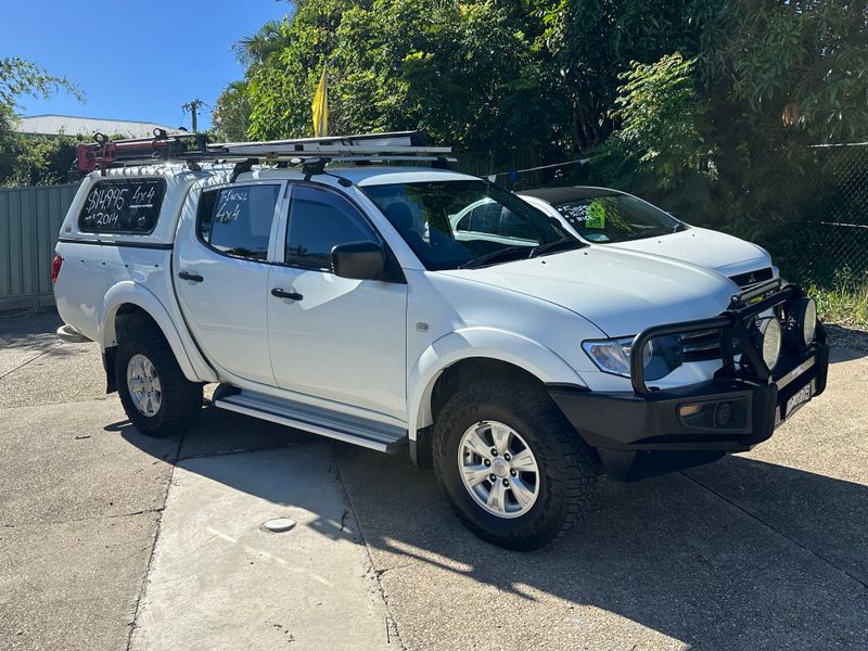 2014 MITSUBISHI TRITON  4X4 TURBO DIESEL... 5 Spd  Manual
