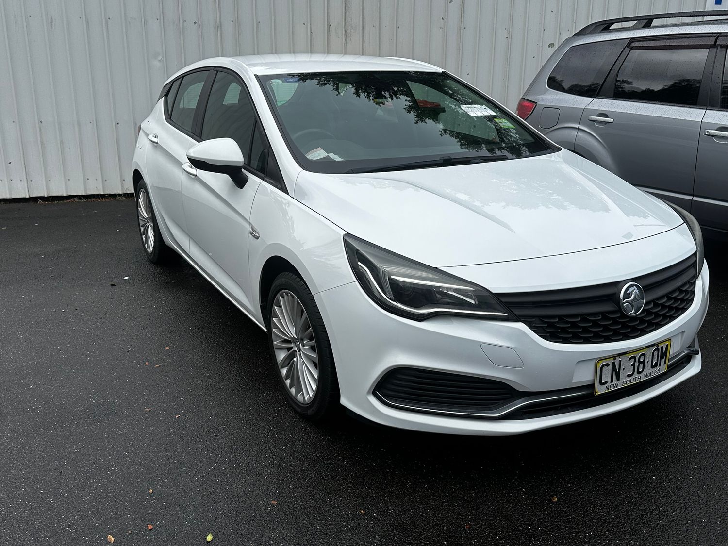 2017 HOLDEN ASTRA HATCH AUTOMATIC 90,000Kms