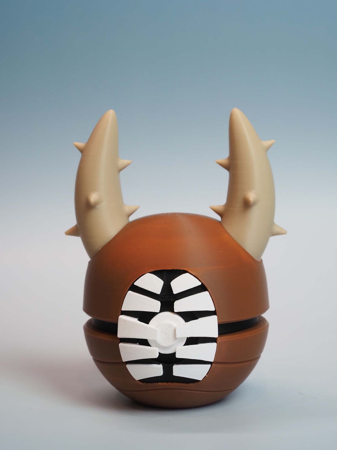 ​PinsirBall – figurka